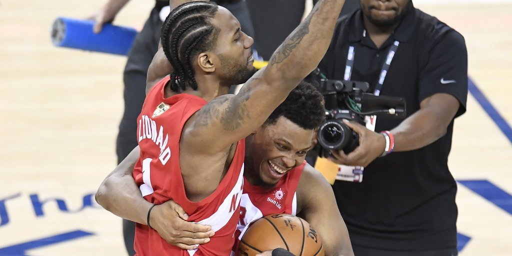 与伦纳德联手率队重返西部前四