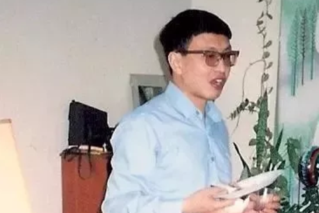 北大天才赴美一蹶不振 20年后却震惊世界