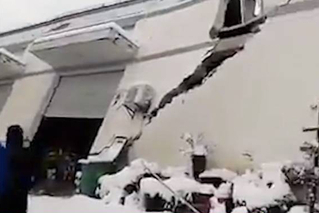 安徽一超市仓库因积雪坍塌 致3死7伤